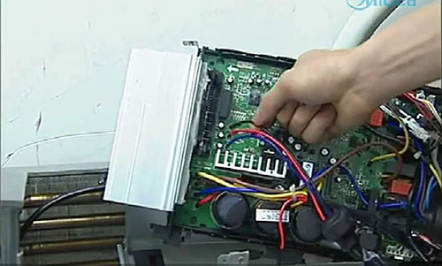 通河美的空调电话是多少